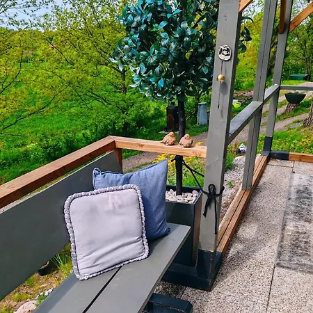 Harjula-kesaemaja, Sauna Ja Ulkoallas Tuusulassa シャレー *